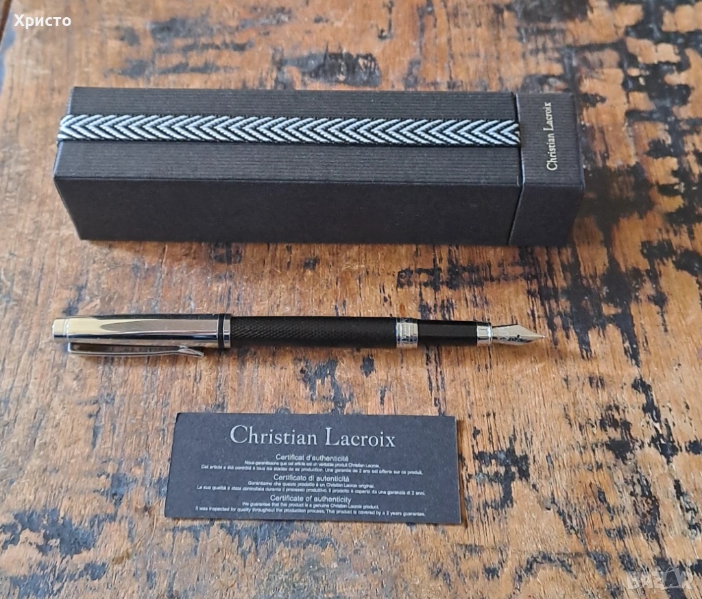 писалка Christian Lacroix Paris метал сребрист и черно, луксозна, красиво гравиран черен лак, снимка 1