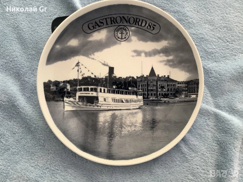 Стенна чиния порцелан   Швеция 1985 години диаметър 24’5 см, снимка 1