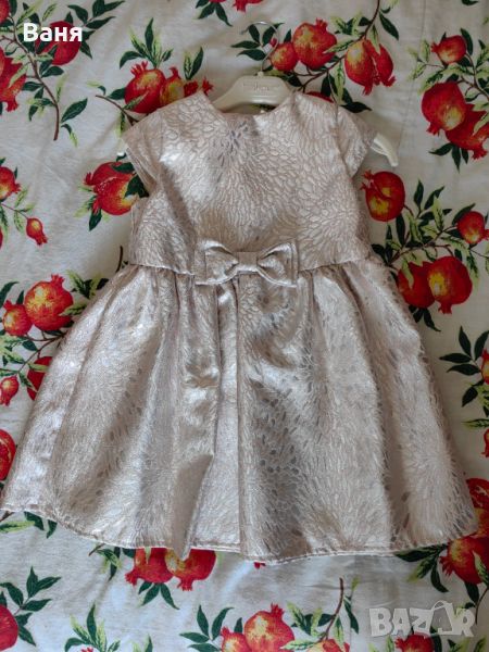 Детска рокля размер 98, снимка 1