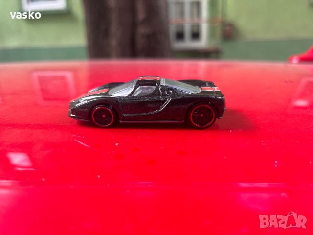 Hotwheels Ferrari-перфектно 2002г., снимка 1 - Колекции - 46785552