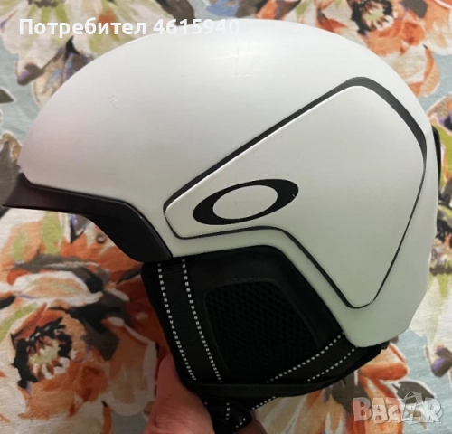 OAKLEY ОУКЛИ ски/сноуборд каска за екстремни спортове размер 59-63см 199лв, снимка 2 - Зимни спортове - 52409049