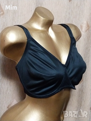 Triumph 85 F Черен изчистен сутиен , снимка 2 - Бельо - 52327172