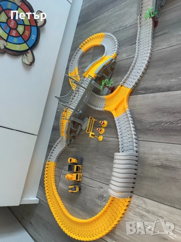 Писта за колички, снимка 3 - Коли, камиони, мотори, писти - 52341300