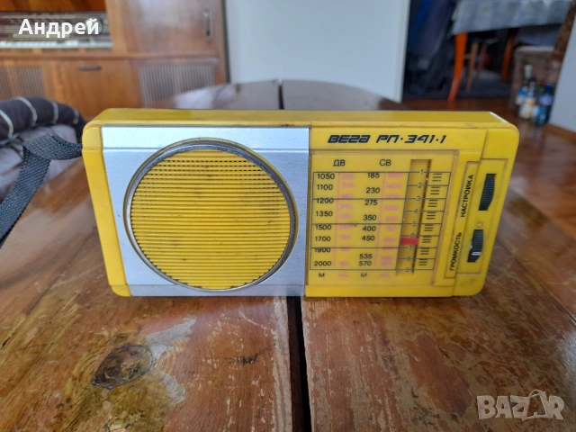Старо радио,радиоприемник Вега РП-341-1
