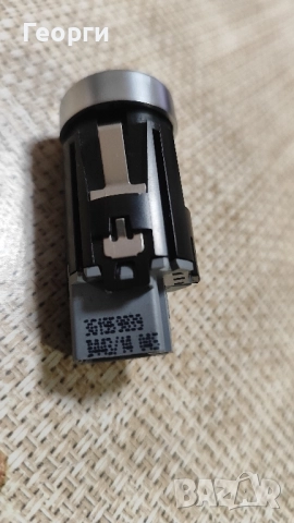 Старт бутон от Пасат Б8 - работещ идеално, употребяван, плюс сини аксесоари., снимка 5 - Аксесоари и консумативи - 52553403