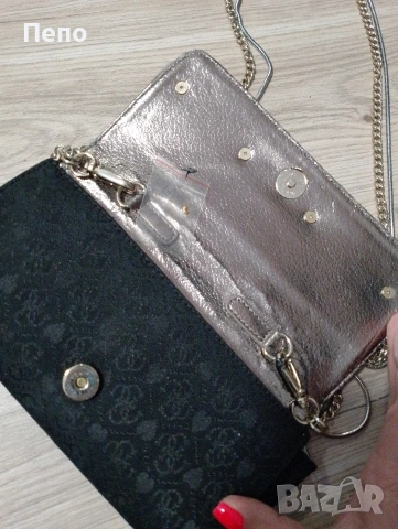Стилна чанта Guess , снимка 2 - Чанти - 54173874