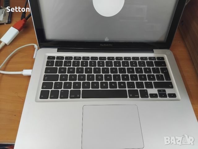 Apple MacBook Pro A1278 счупена матрица, снимка 1 - Лаптопи за дома - 46184914