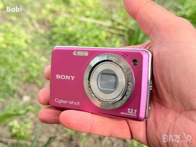 Sony Cyber-shot DSC-W220 с Carl Zeiss обектив + аксесоари, снимка 6 - Фотоапарати - 53925872
