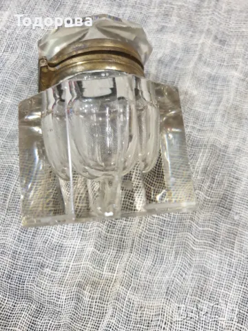 Старинна мастилница от кристално стъкло и месинг, снимка 5 - Антикварни и старинни предмети - 49418105