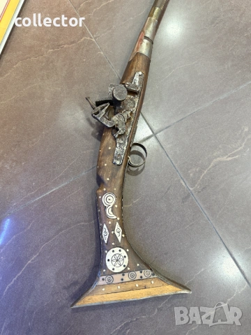 Стара кремъчна пушка с костни набивки, снимка 3 - Антикварни и старинни предмети - 53901090