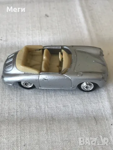 Колекционерска Количка Welly Porsche 356B – Колекционерски Модел, снимка 4 - Колекции - 46987783