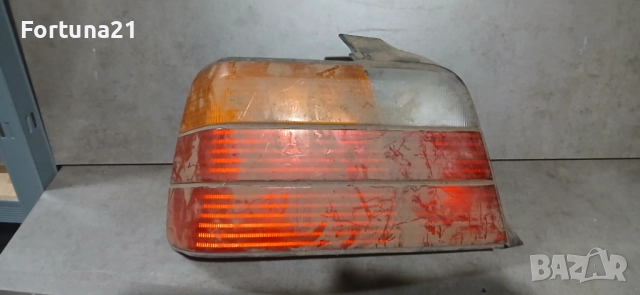 BMW 3 e36 седан - ляв стоп