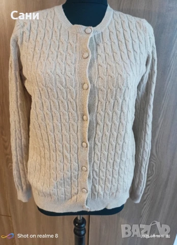 Бежови жилетки 