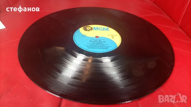 Дългосвиреща грамофонна плоча на THE OSMONDS „CRAZY HORSES”, Франция, снимка 4 - Грамофонни плочи - 50683445