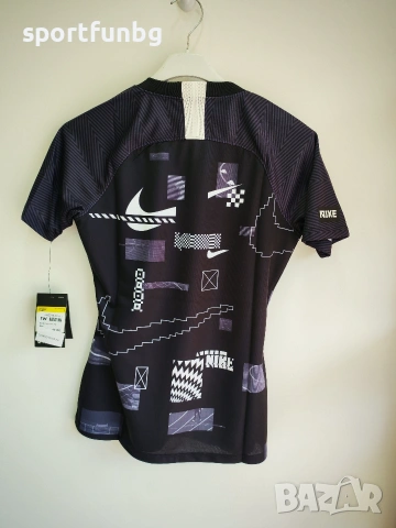 Дамска тениска Nike Dry History Month, снимка 7 - Тениски - 53870890