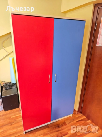 Гардероб за детска стая