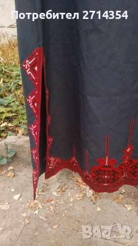 Стара дреха носия с  ръчно бродирани орнаменти , снимка 6 - Антикварни и старинни предмети - 51889559