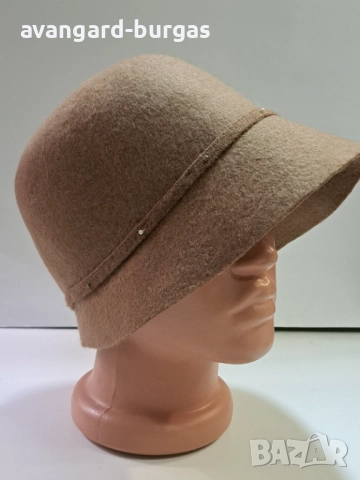 Дамска шапка,вълнен лукс -225 Касторен гонен плат, снимка 4 - Шапки - 52213986