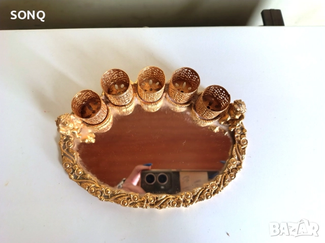 Прекрасна Позлатена Поставка За Червила, снимка 3 - Други - 52125379