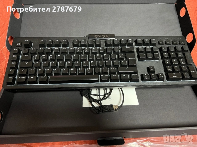 Геймърска RGB клавиатура Evga Z12, снимка 3 - Клавиатури и мишки - 53232941