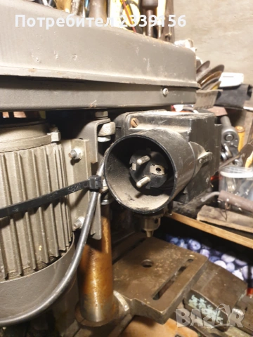 Немска средна бормашина 1989г., снимка 3 - Бормашини - 53922013