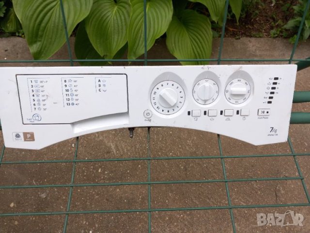 Продавам преден панел с платка за пералня Hotpoint Ariston AWM 108, снимка 1 - Перални - 45666553