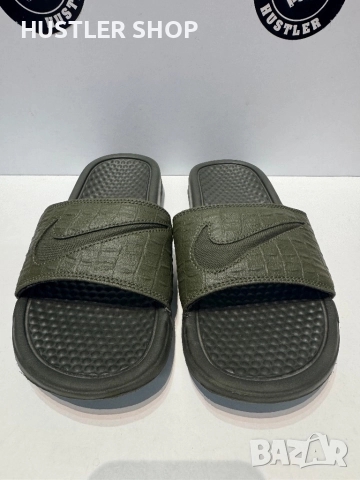 Чехли NIKE.Номер 36.5, снимка 3 - Чехли - 51488642