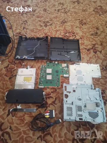 Подарявам PS3 slim 3003 - 2бр. и един 2004B на части, снимка 2 - PlayStation конзоли - 46845959