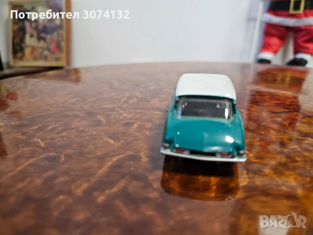 Чисто нова колекционерска количка Citroen DS 19 , снимка 3 - Колекции - 53209244