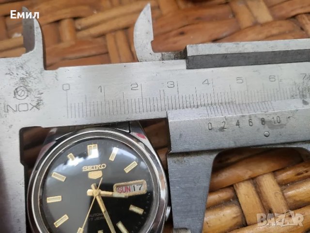 Колекционерски часовник SEIKO 5 7009-8211, снимка 7 - Колекции - 49142834