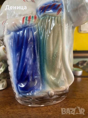 Порцеланова бутилка СССР Височина-26 см Цена-60 лв/30.68€, снимка 4 - Други - 52500023