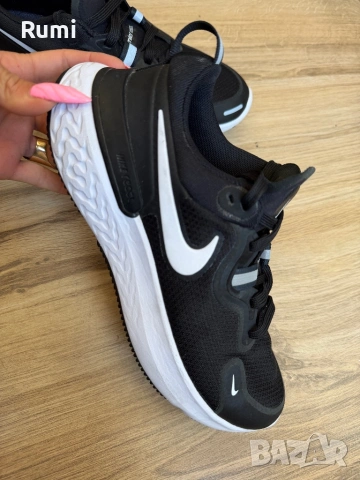 Оригинални маратонки NIKE REACT MILER ! 37,5 н, снимка 12 - Маратонки - 45828559