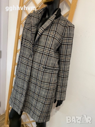 Палто на zara, снимка 2 - Палта, манта - 52887312