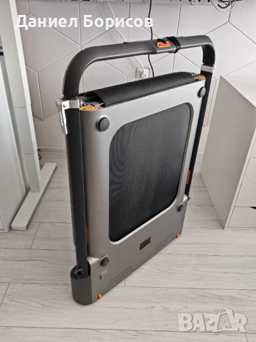 Сгъваема бягаща пътека KingSmith WalkingPad R1 Pro – Ултракомпактна и умна (0.5 - 10 км/ч), снимка 2 - Фитнес уреди - 53726842