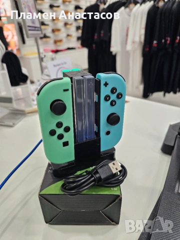 Зарядна станция Wenocally за Nintendo Switch + 2 безжични геймпада – RGB стойка, снимка 7 - Аксесоари - 53582370