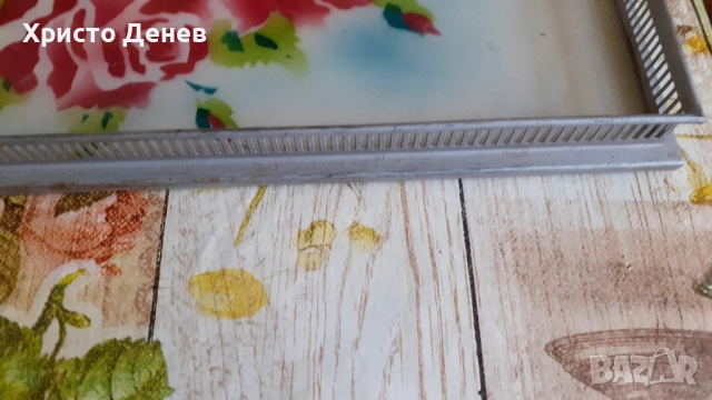 поднос за сервиране антикварен стъкло и масивен метал, снимка 2 - Прибори за хранене, готвене и сервиране - 52989102