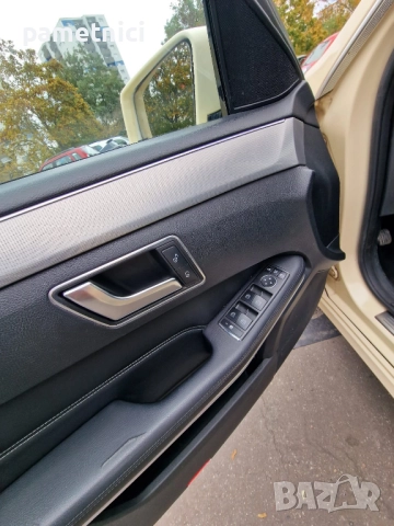 Mercedes-Benz e-220, снимка 11 - Автомобили и джипове - 52396538