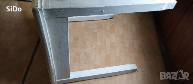 Голяма квадратна трапезна масивна маса 90/90/80см от 1980г, снимка 6 - Маси - 52304330