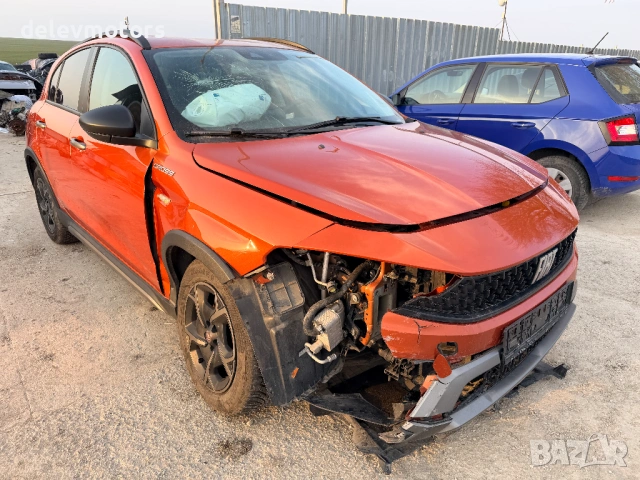 Fiat Tipo City Cross 1.0 TGDI 100 кс., двигател 55282151 / HXN1A, скоростна кутия 46347503 5 ск., 40, снимка 3 - Автомобили и джипове - 53727829