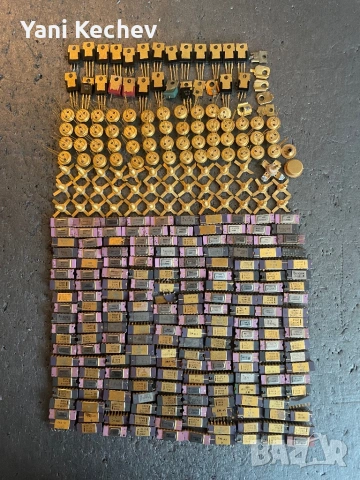 Позлатени транзистори и схеми от СОЦ-А