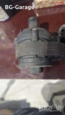 Допълнителна водна помпа , Vw,Mercedes,BMW, снимка 2 - Части - 53558442
