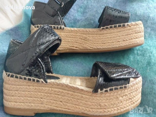 MM6 Maison Margiela Original. Size 38 Страхотни кожени сандали, снимка 1 - Дамски ежедневни обувки - 45250393