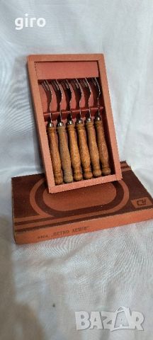 Ретро комплект вилици от соца "Петко Денев", снимка 1 - Антикварни и старинни предмети - 46159303