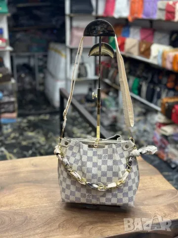 чанти louis vuitton , снимка 13 - Чанти - 49132921