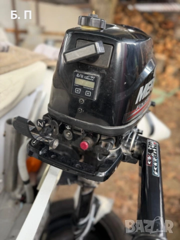 Извънбордов двигател Mercury 6 HP, снимка 4 - Воден транспорт - 53322497