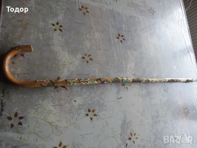 Невероятен бастун дърворезби шип емблеми 