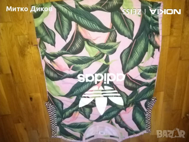 Adidas UK 12 EU 38 марков женски потник като нов, снимка 2 - Потници - 51423214