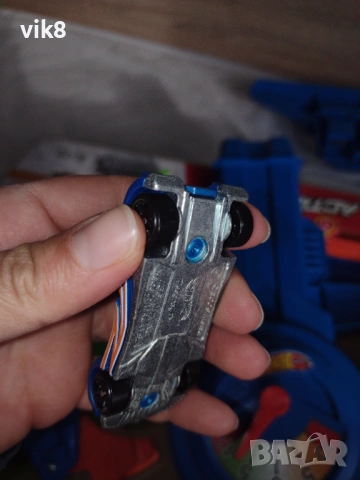 НОВА!!!Hot wheels писта+Подарък Blaze Storm с меки патрони, снимка 9 - Коли, камиони, мотори, писти - 54182038