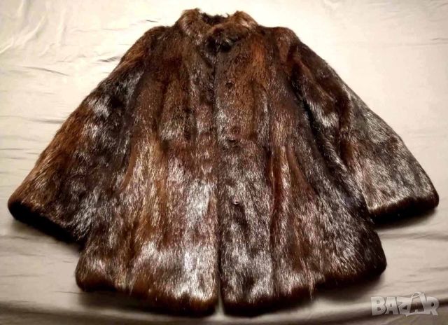Палто нутрия с естествен косъм, снимка 1 - Палта, манта - 46291930