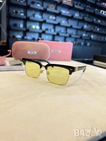 очила miu miu , снимка 12 - Слънчеви и диоптрични очила - 50675639